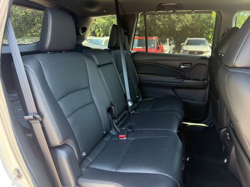 Used 2021 Honda Passport Touring image 11