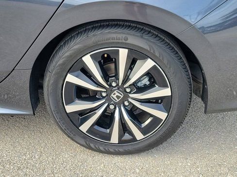 Used 2023 Honda Civic EX image 9