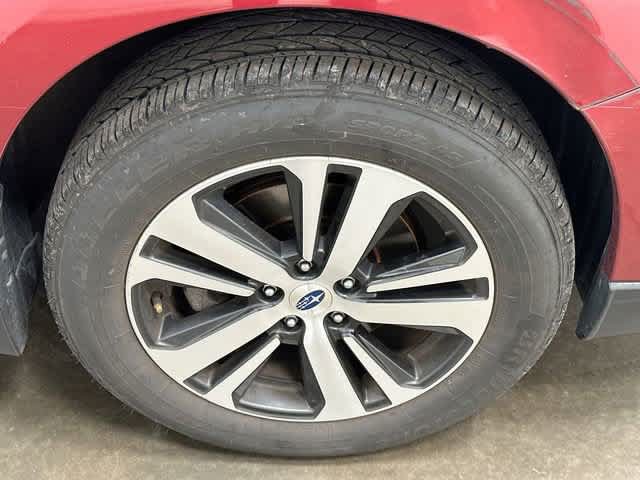 Used 2019 Subaru Outback 2.5i Limited AWD/4WD image 5