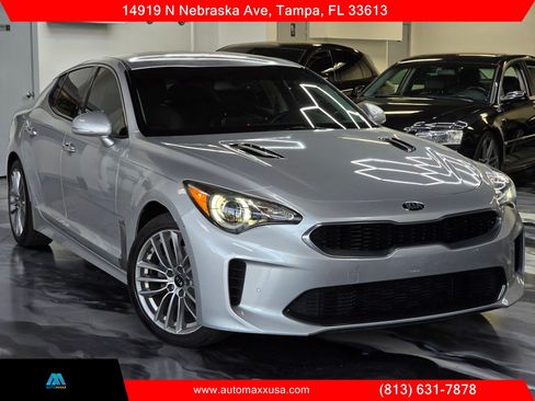 Used 2018 Kia Stinger RWD image 2