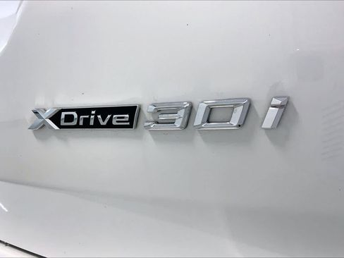 Used 2023 BMW X3 xDrive30i w/ Premium Package AWD/4WD image 9