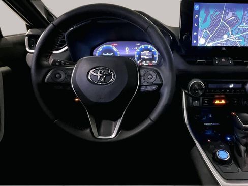 Used 2025 Toyota RAV4 XSE w/ Premium Package AWD/4WD image 8