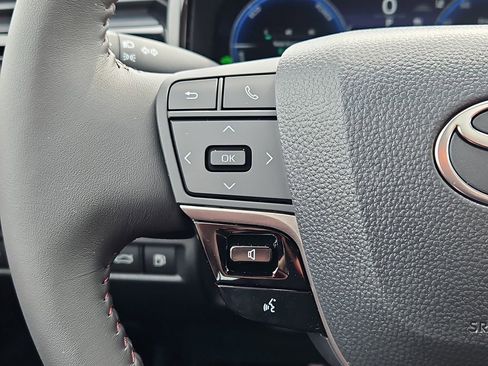 New 2026 Toyota Camry Hybrid image 15