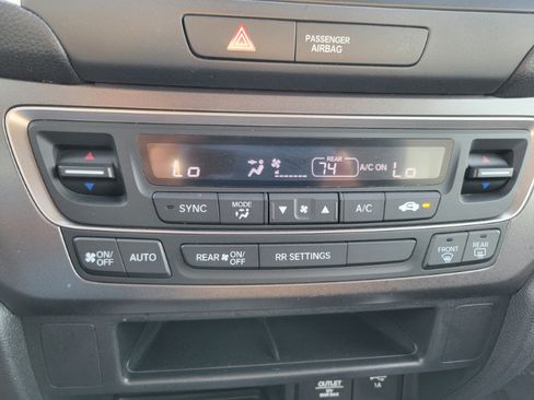 Used 2019 Honda Ridgeline Sport image 39