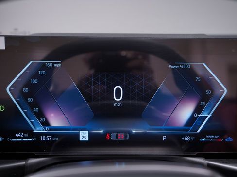 Used 2025 BMW 430i Convertible w/ Convenience Package image 24