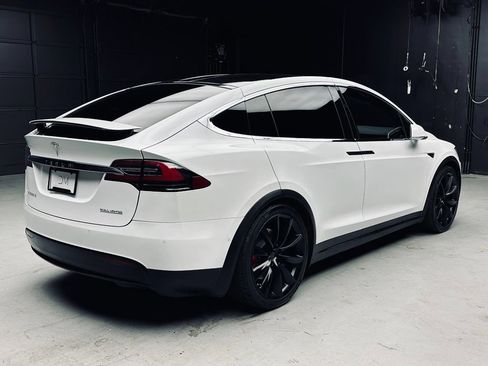 Used 2020 Tesla Model X Performance AWD/4WD image 6