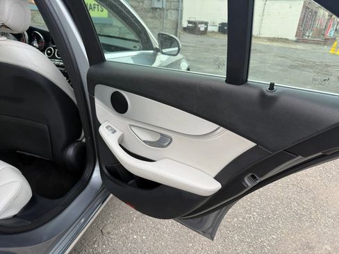 Used 2016 Mercedes-Benz C 300 Sedan image 18