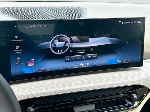 Used 2026 BMW 430i Convertible RWD image 11