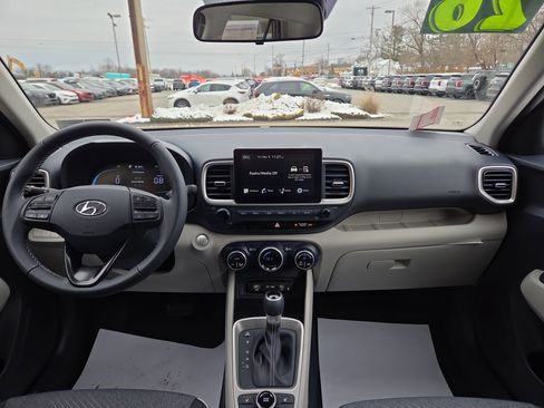 New 2026 Hyundai Venue SEL image 14