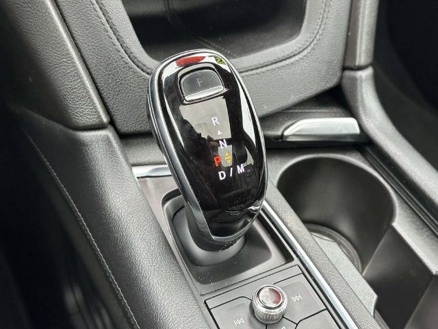 Used 2022 Cadillac XT5 Premium Luxury AWD/4WD image 16