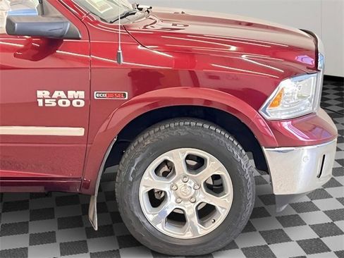 Used 2017 RAM 1500 Laramie w/ Convenience Group image 10