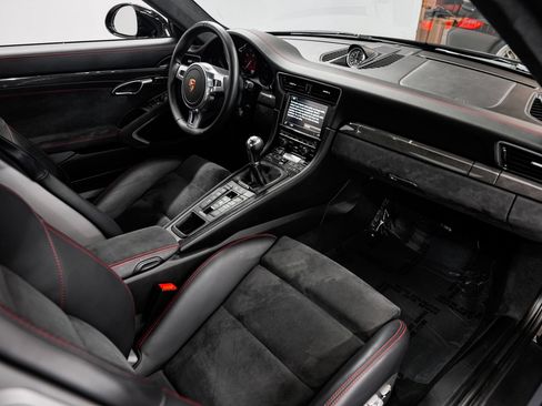 Used 2016 Porsche 911 Carrera 4 GTS AWD/4WD image 30
