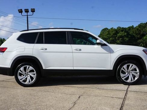 Used 2022 Volkswagen Atlas SE FWD image 3