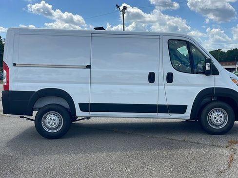 New 2025 RAM ProMaster 1500 w/ Convenience Group image 8