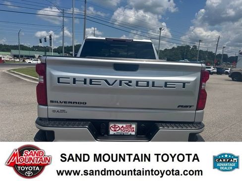 Used 2022 Chevrolet Silverado 1500 RST w/ Convenience Package II AWD/4WD image 4