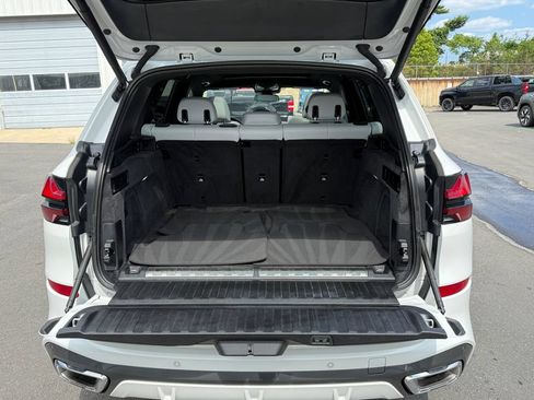 Used 2024 BMW X5 xDrive50e w/ M Sport Package AWD/4WD image 25