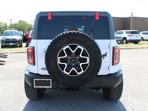 Used 2021 Ford Bronco Outer Banks AWD/4WD image 6