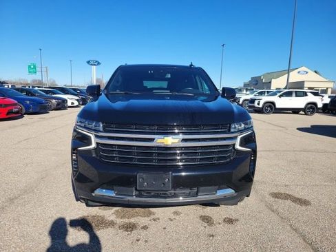 Used 2024 Chevrolet Suburban LT image 20