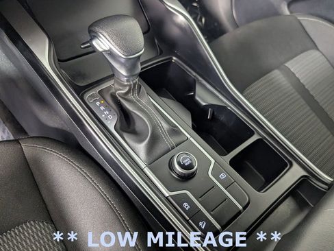 Used 2023 Kia Sorento LX FWD image 20