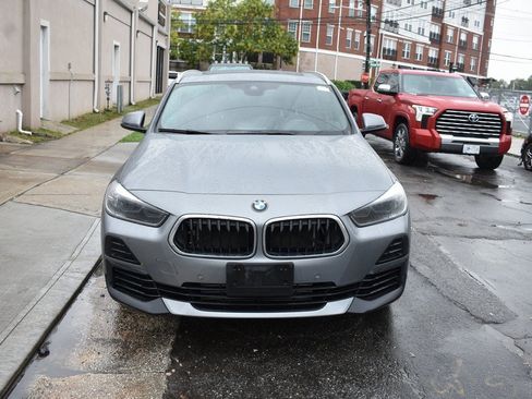 Used 2023 BMW X2 sDrive28i image 3