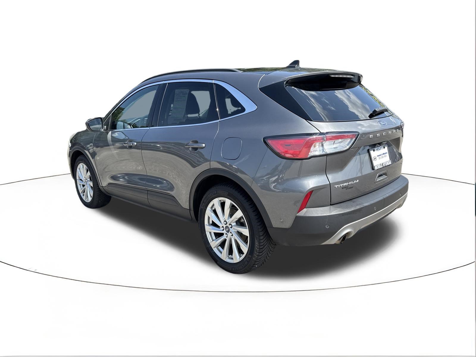 Used 2021 Ford Escape Titanium w/ Titanium Elite Package AWD/4WD image 5
