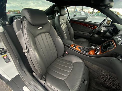 Used 2004 Mercedes-Benz SL 55 AMG image 13