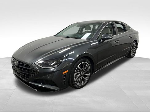 Used 2022 Hyundai Sonata Limited image 2