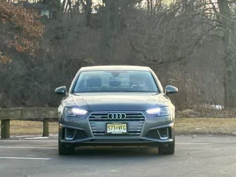 Used 2019 Audi A4 2.0T Premium w/ Convenience Package image 3