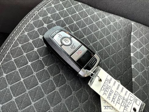 Certified 2025 Ford Escape Active FWD image 36