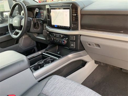 New 2026 Ford F250 XLT w/ XLT Premium Package image 18