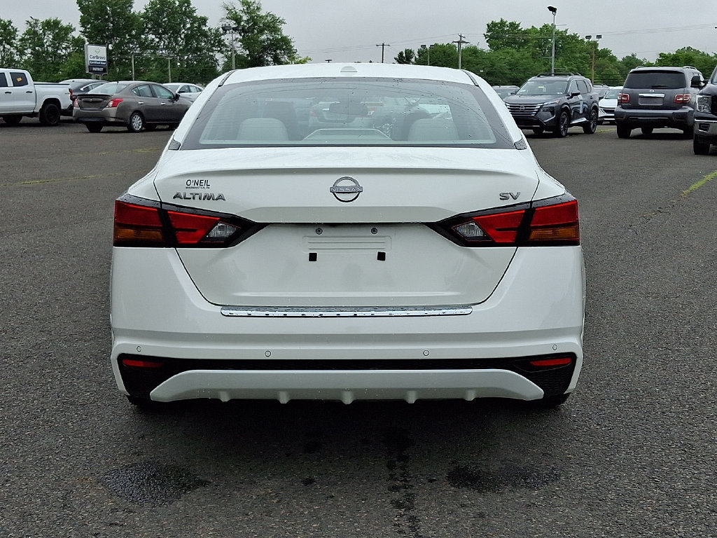 Certified 2023 Nissan Altima 2.5 SV FWD image 5