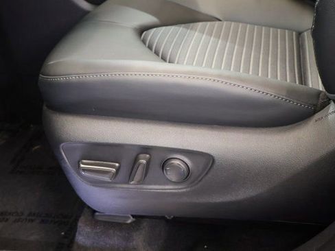 New 2026 Toyota Highlander XSE image 14