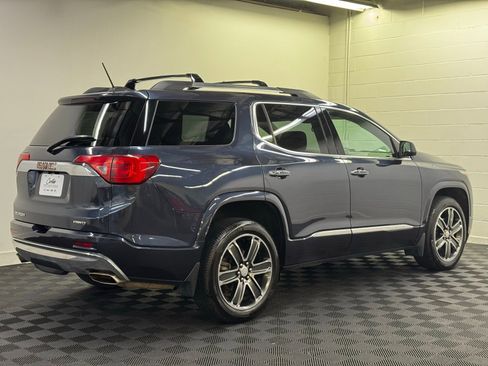 Used 2019 GMC Acadia Denali w/ Technology Package AWD/4WD image 2