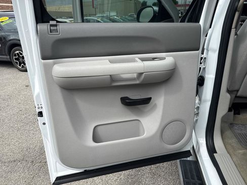 Used 2010 GMC Sierra 1500 2WD Crew Cab Hybrid image 15