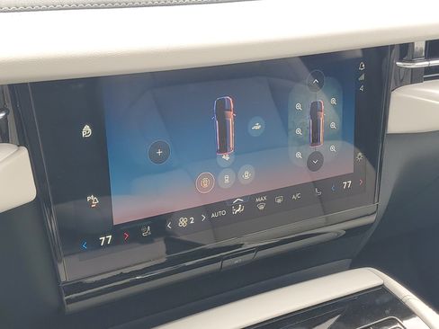 New 2026 Lincoln Navigator Reserve AWD/4WD image 24
