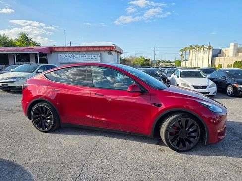 Used 2022 Tesla Model Y Performance AWD/4WD image 8