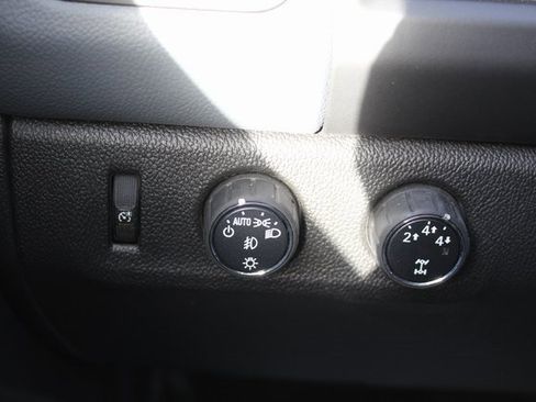 Used 2016 Chevrolet Colorado Z71 image 24