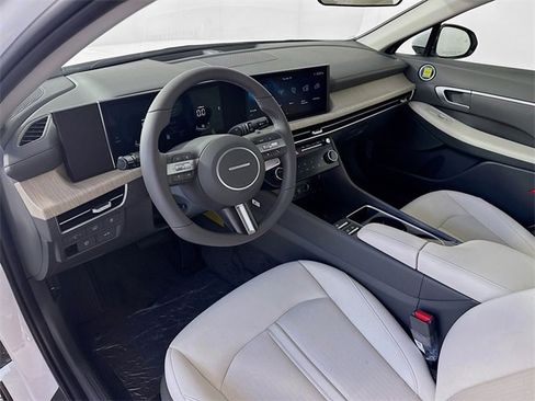 New 2025 Hyundai Sonata SEL image 11