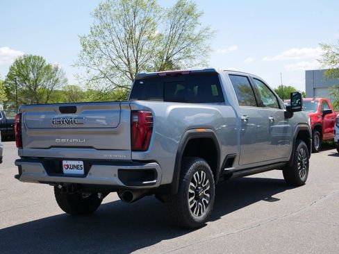 New 2026 GMC Sierra 3500 Denali Ultimate AWD/4WD image 4