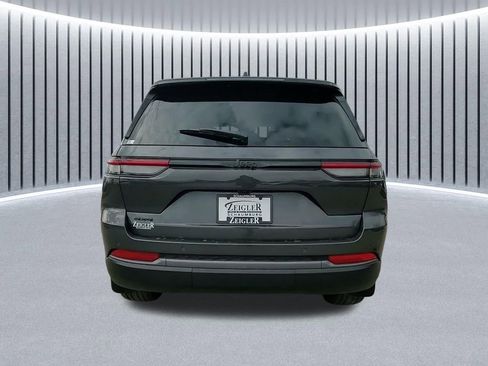 New 2026 Jeep Grand Cherokee Limited image 11