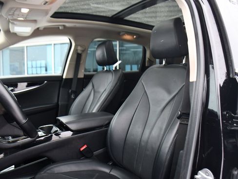 Used 2022 Lincoln Nautilus Reserve image 13