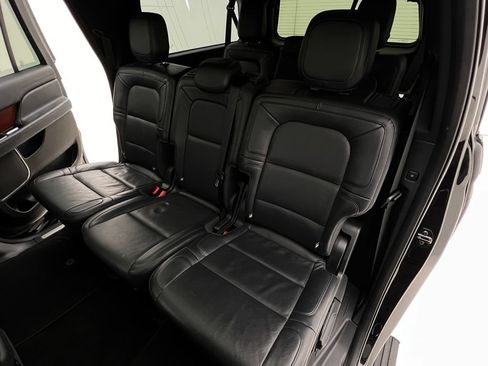 Used 2022 Lincoln Navigator L Reserve AWD/4WD image 16