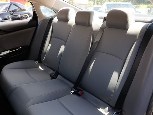 Used 2018 Honda Civic LX image 12