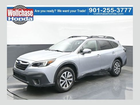 Used 2021 Subaru Outback Premium AWD/4WD image 1