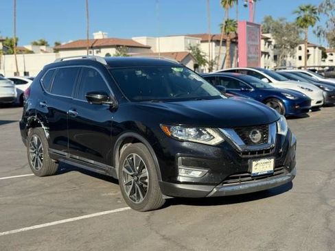 Used 2019 Nissan Rogue SL image 1