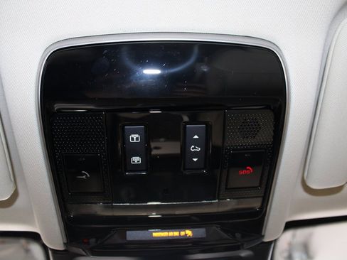 Used 2024 Land Rover Range Rover SE image 34