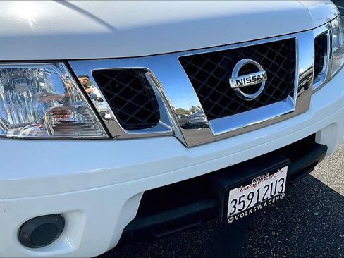 Used 2019 Nissan Frontier SV image 23