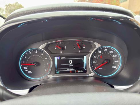 Used 2019 Chevrolet Traverse LT w/ LT Premium Package FWD image 38