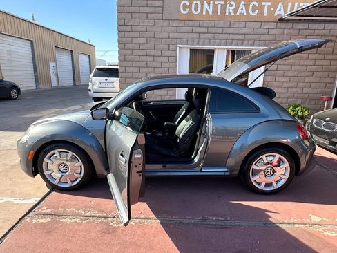 Used 2015 Volkswagen Beetle 1.8T image 15