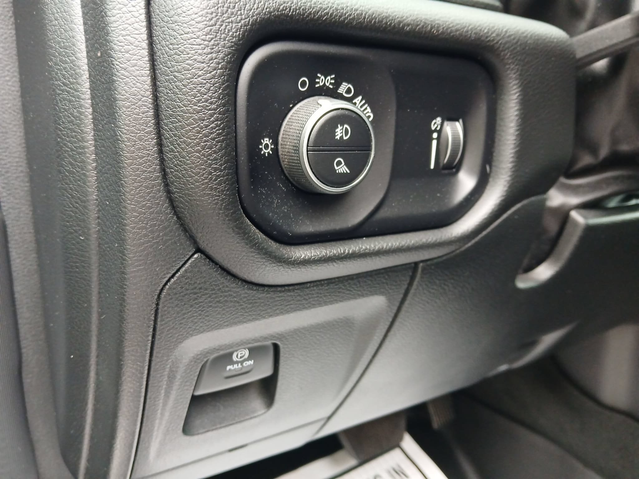 Used 2023 RAM 1500 Big Horn RWD image 37